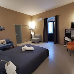  Bed & Breakfast Hercules